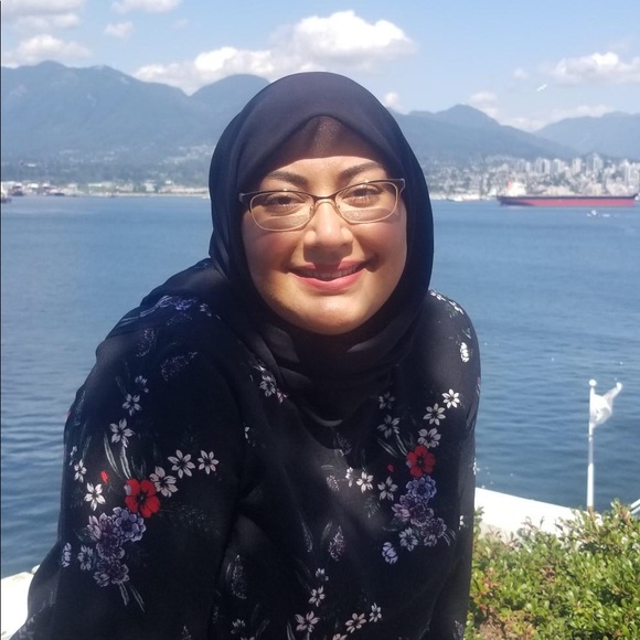 Meet your Posher, Khadijah - Picture 1 of 1